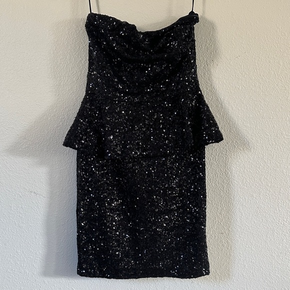 VENUS Black Sequin Mini Dress - Picture 1 of 2